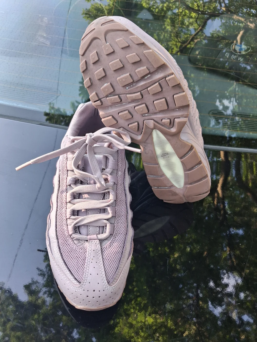 Nike Kids Pale Mauve Mesh Lace-Up Sneakers